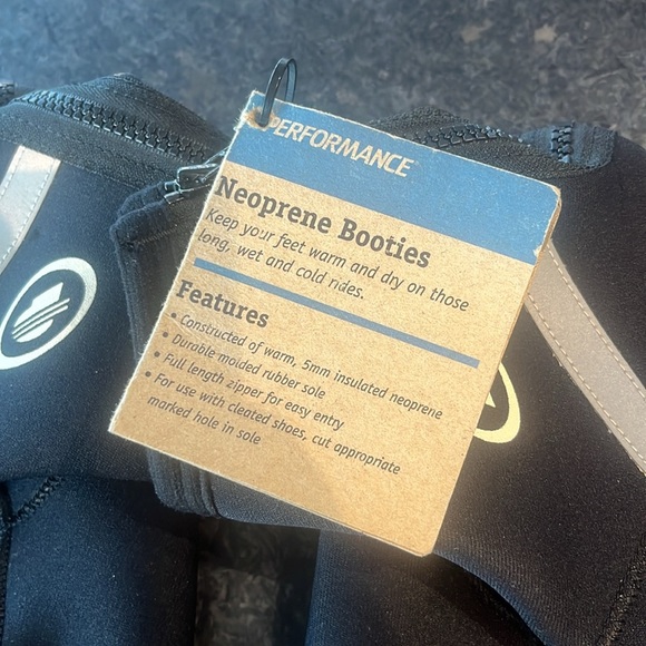 NWT Performance Neoprene Booties - Picture 2 of 5